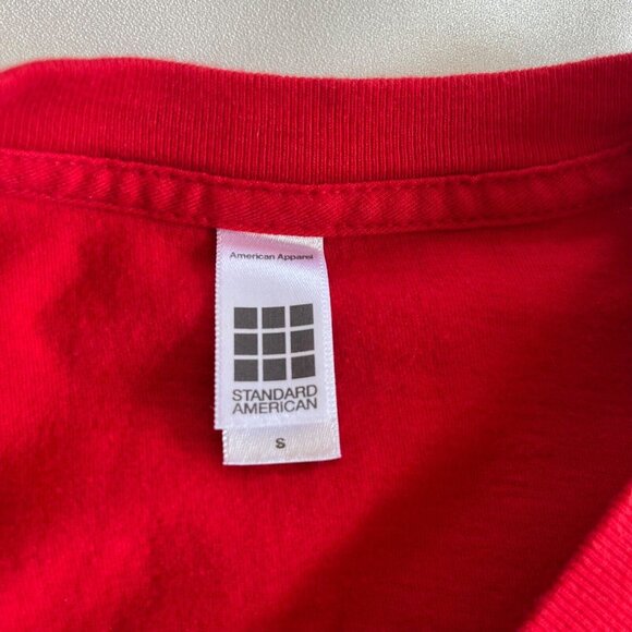 APPLE STORE T Shirt Unisex Women Red Macintosh iMac Employee Short Sleeve Tee S - Picture 5 of 15